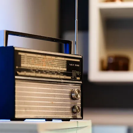 Escape In Photos In Centre * 索菲亞