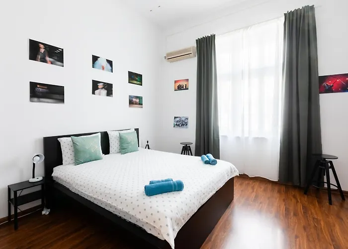 Escape In Photos In Centre ソフィア