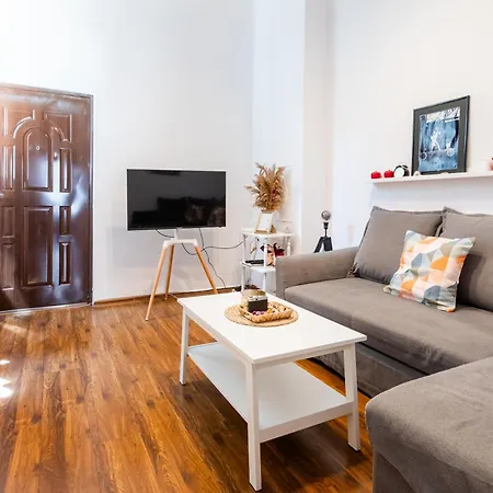 Apartment Escape In Photos In Centre